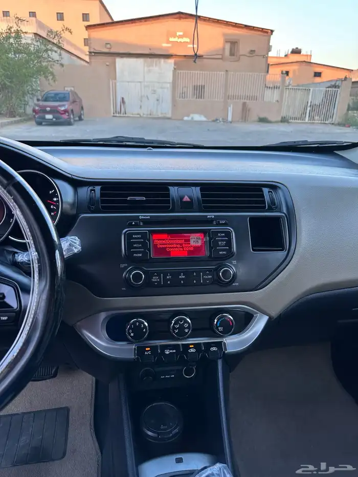 للبيع كيا ريو مديل2014 فل كامل 8