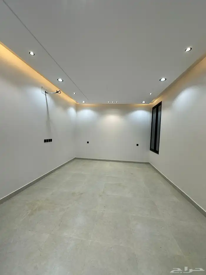 للبيع روف علوي بسعر مناسب خميس مشيط 9