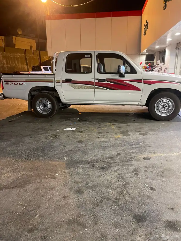 السلام عليكم ورحمة الله وبركاته اعرض لكم هايلكس 2001 3