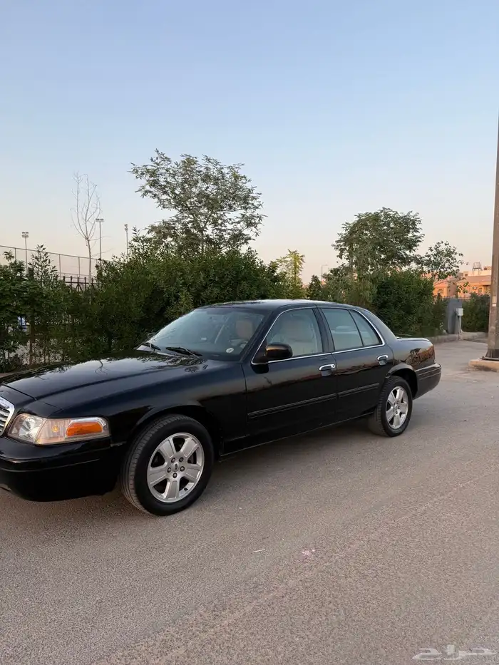 فورد فكتوريا 2011 نظيف جدا 31