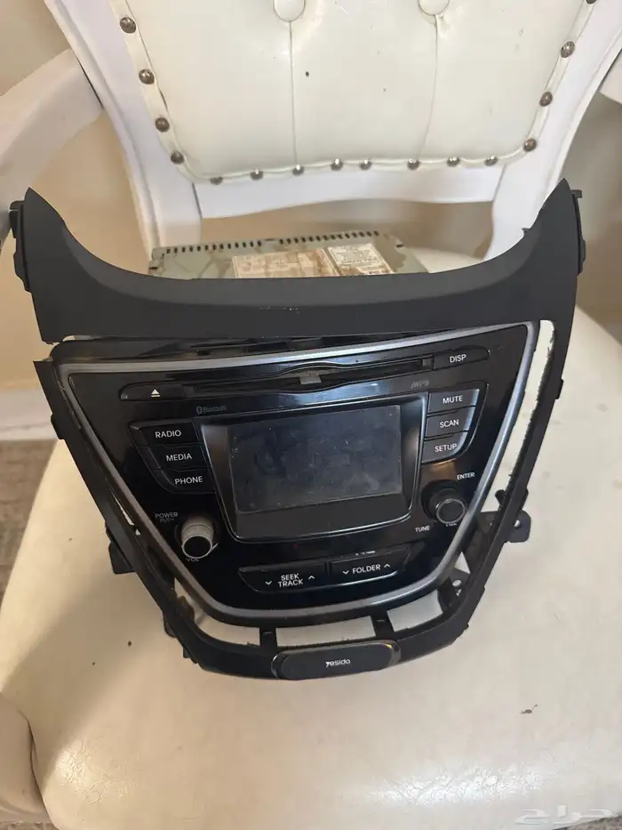 سرير نفرين غاز سطحي4 عيون 2 كراسي مفرده ومسجل سياره هونداي 8