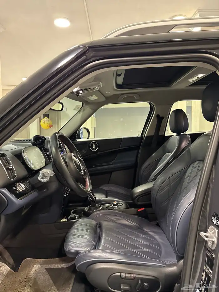 mini copper S كانتري مان 2021 17