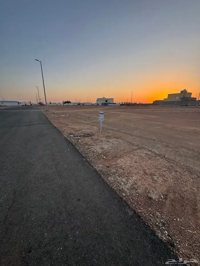 للبيع ارض سكنيه بقفار بحي الثريا 1