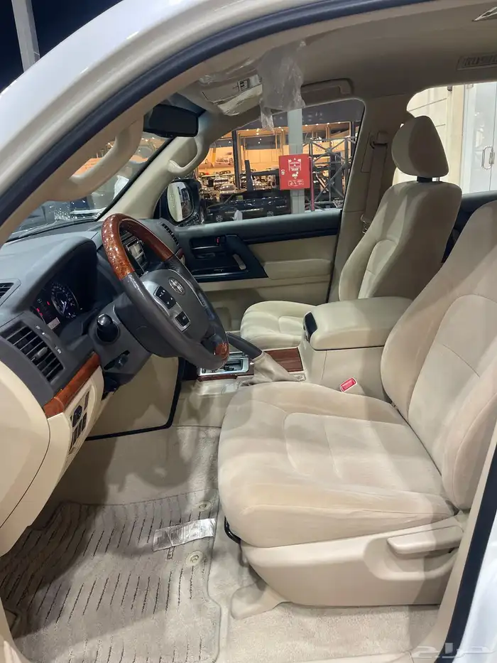 تويوتا جي اكس موديل 2015 6