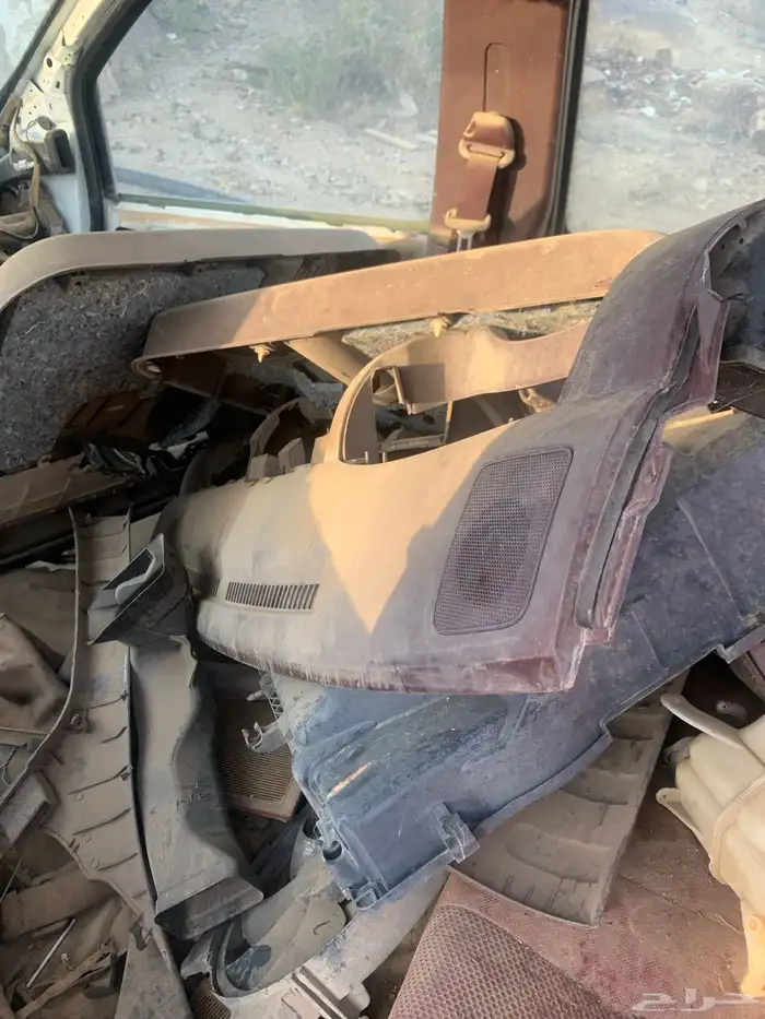 نفار نيسان 2015 تشليح قير عادي بنزين 4