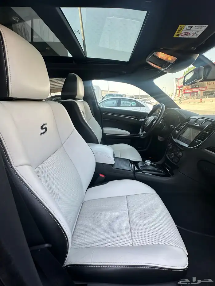 كرايزلر 2019 C 300 S سعودي المتحده للسيارات سبورت 22