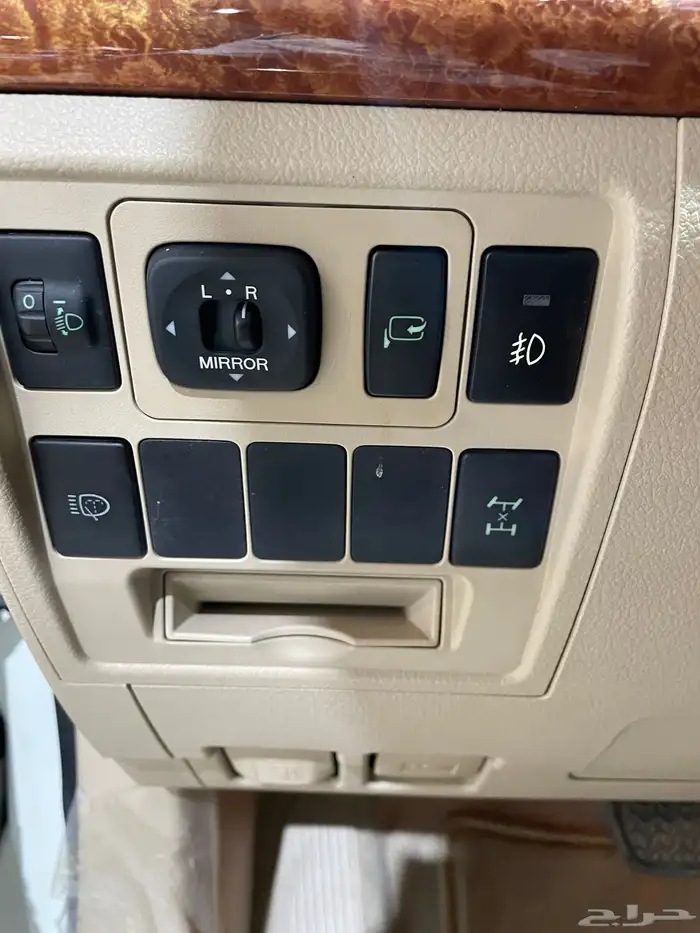 للبيع جيب جي اكس ار 2014 فل كامل عبداللطيف عداد 86 الف 24