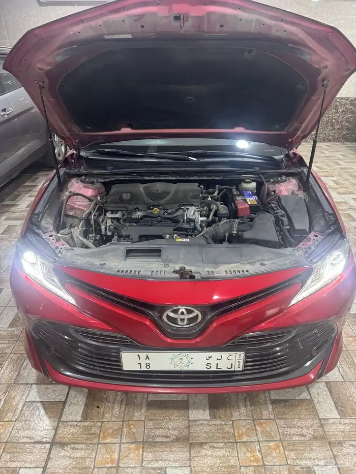 للبيع كامري 2018 اول مالك نظيفة ممشى قليل 7