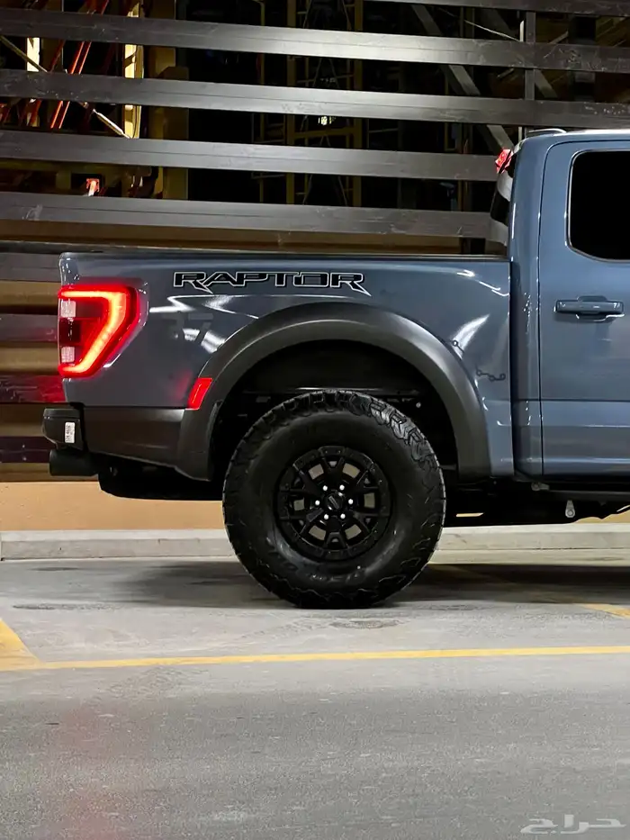 فورد رابتر شبه جديد للبيع 9