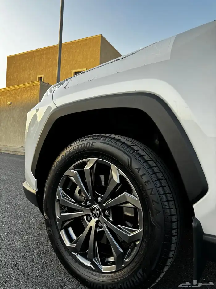 راف فور 2023 فل كامل سعودي 35