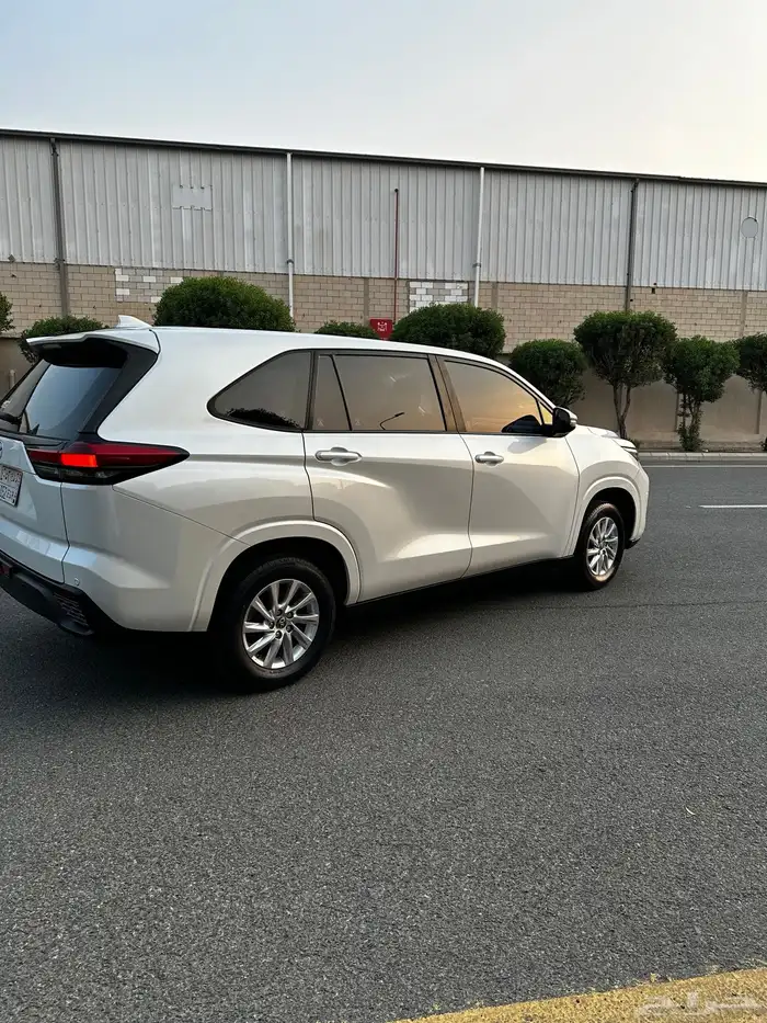 انوفا بنزين GL 2024 6