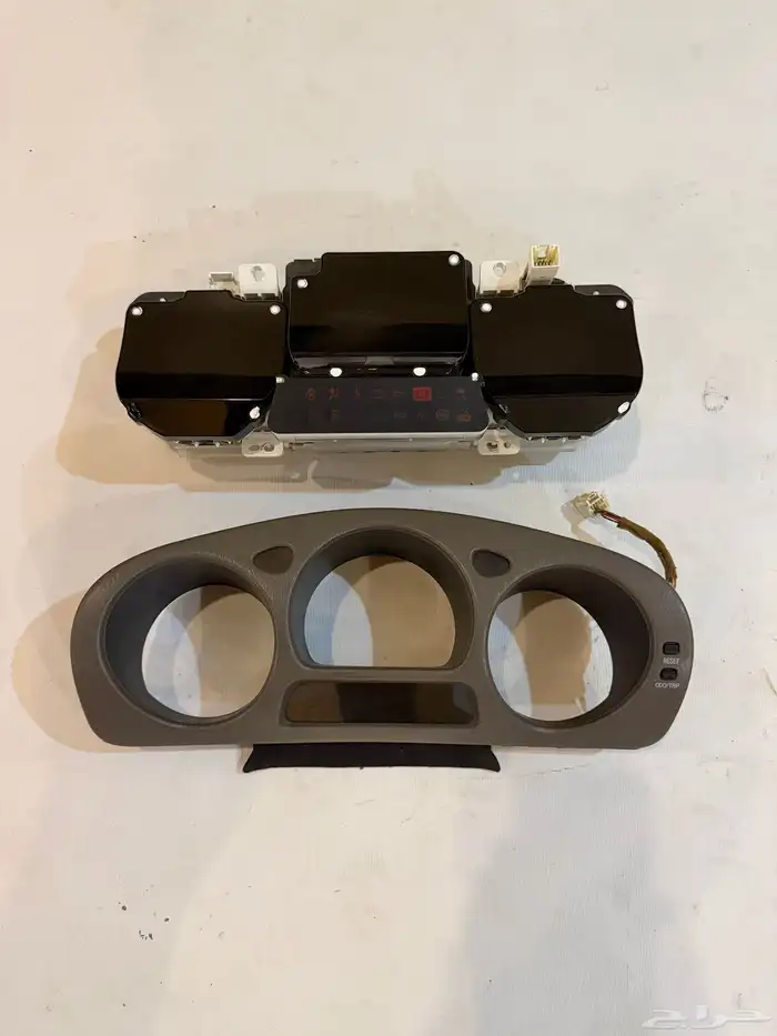 قطع داخليه لكزس جي اس من 98 - 2004 5