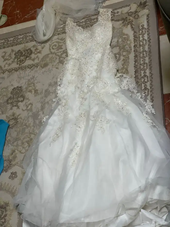 فستان زواج او ملكه مع الطرحه 2