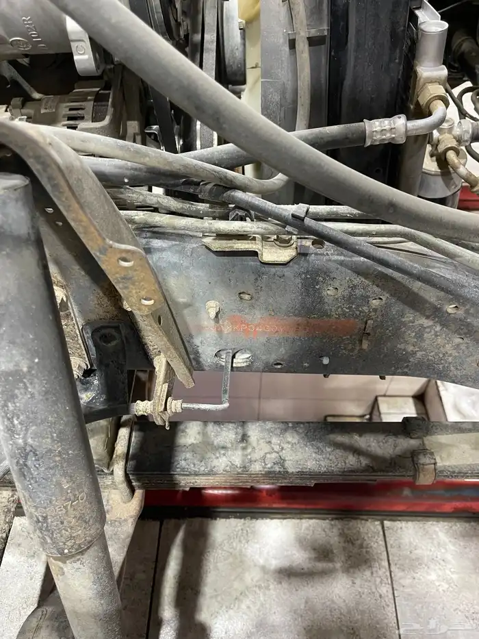 دنا ايسوزو شبه مخزنه موديل 2000 طرمبة كبيره كل شي على الشرط 23