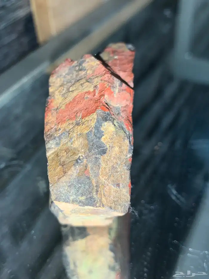 حجر نيزك قمري 2