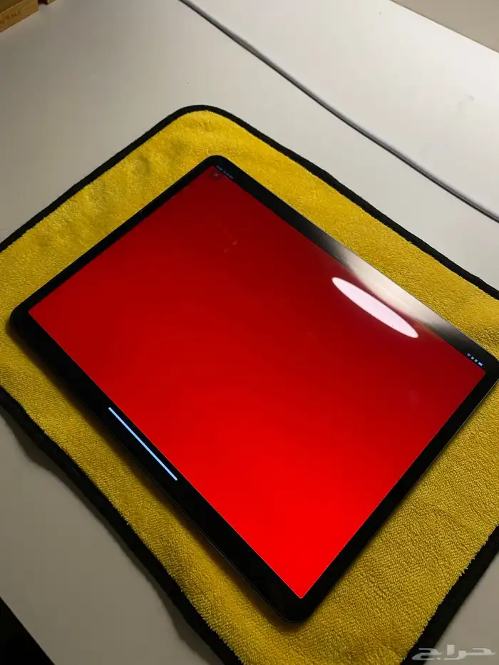 ايباد برو مع هديتين مجانا 23