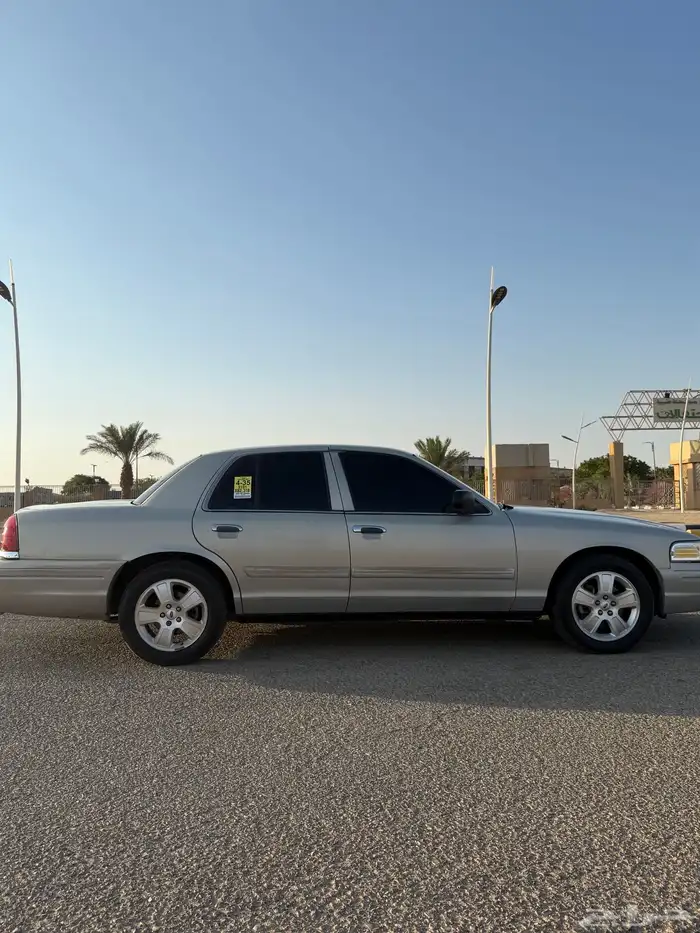 فورد كراون فكتوريا 2012 مدني 21