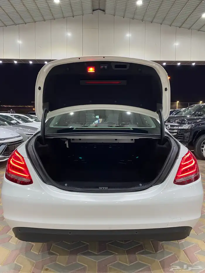 ميرسيدس C200 المديل 2018 العدد 187 الف 21