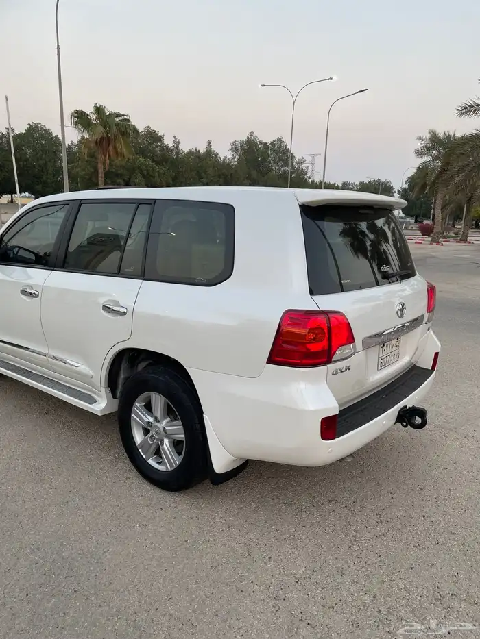 لاندكروزر 2014 GXR 2