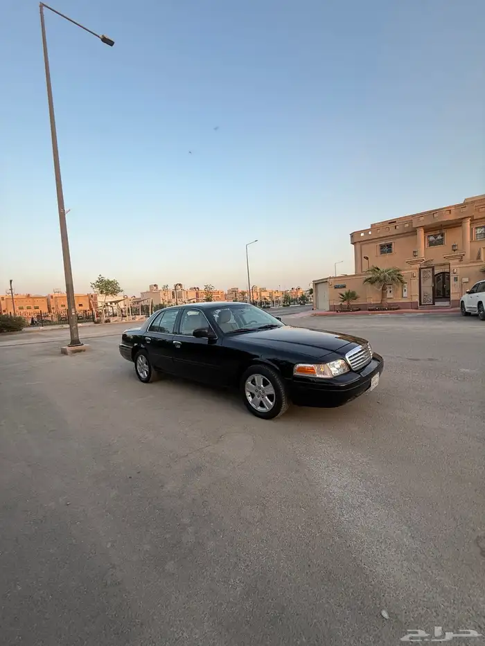 فورد فكتوريا 2011 نظيف جدا 5