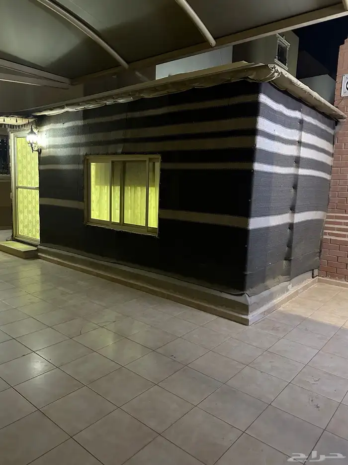 بيت شعر ملكي 4 5 0