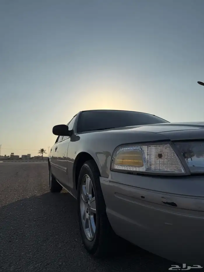 فورد كراون فكتوريا 2012 مدني 13