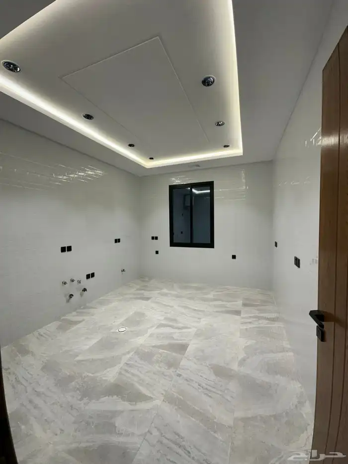 للبيع شقه ارضيه بمدخل مستقل بأبها-قرب الراشد مول بسعر مناسب 5