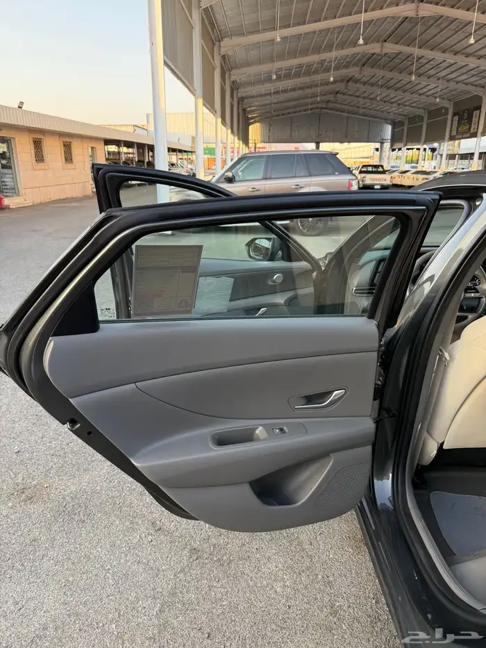 للبيع هيونداي النترا 2022 17