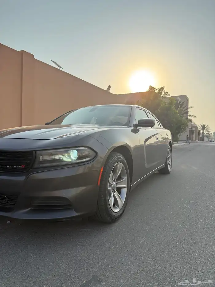 تشارجر دوج 8