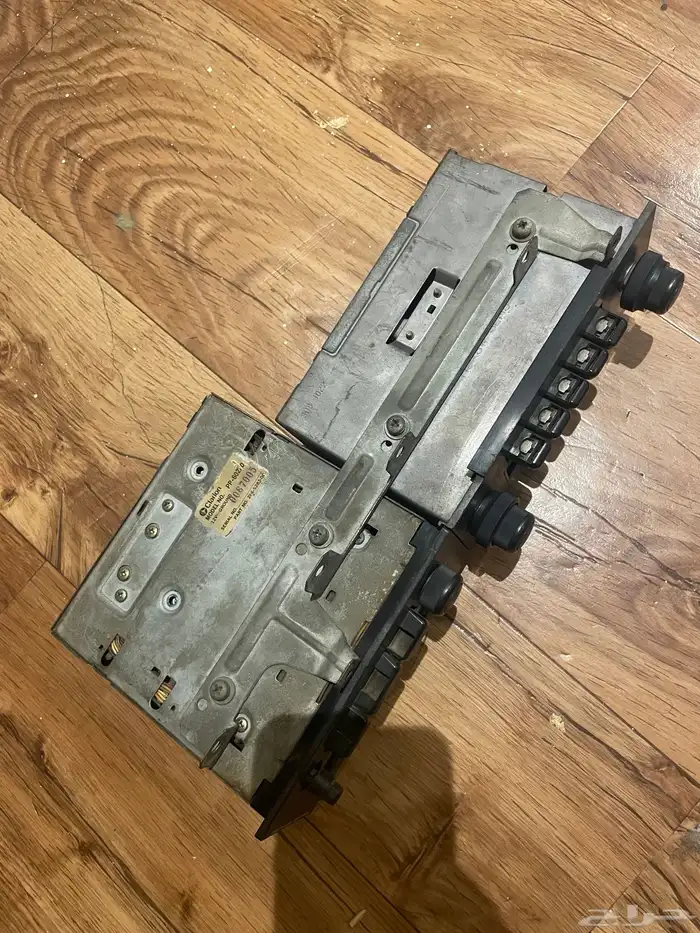 للبيع مسجل و كاست نيسان سيدرك موديل 82 1