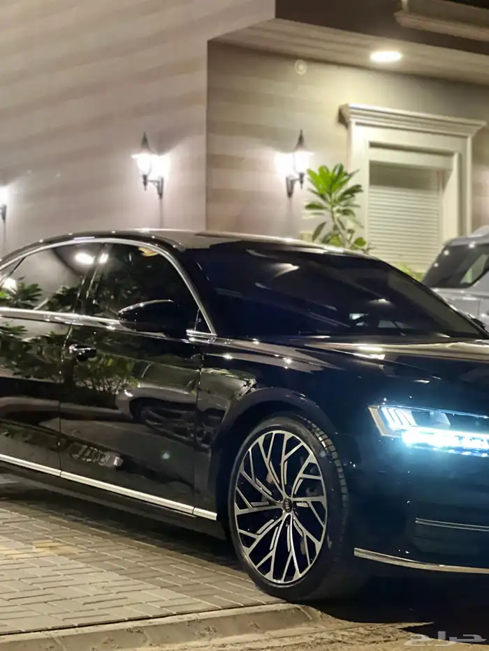 اودي A8L عداد قليل 2020 14
