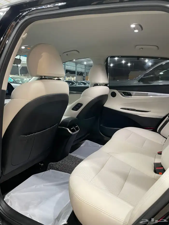 ازيرا موديل 2021 (4سلندر) 17