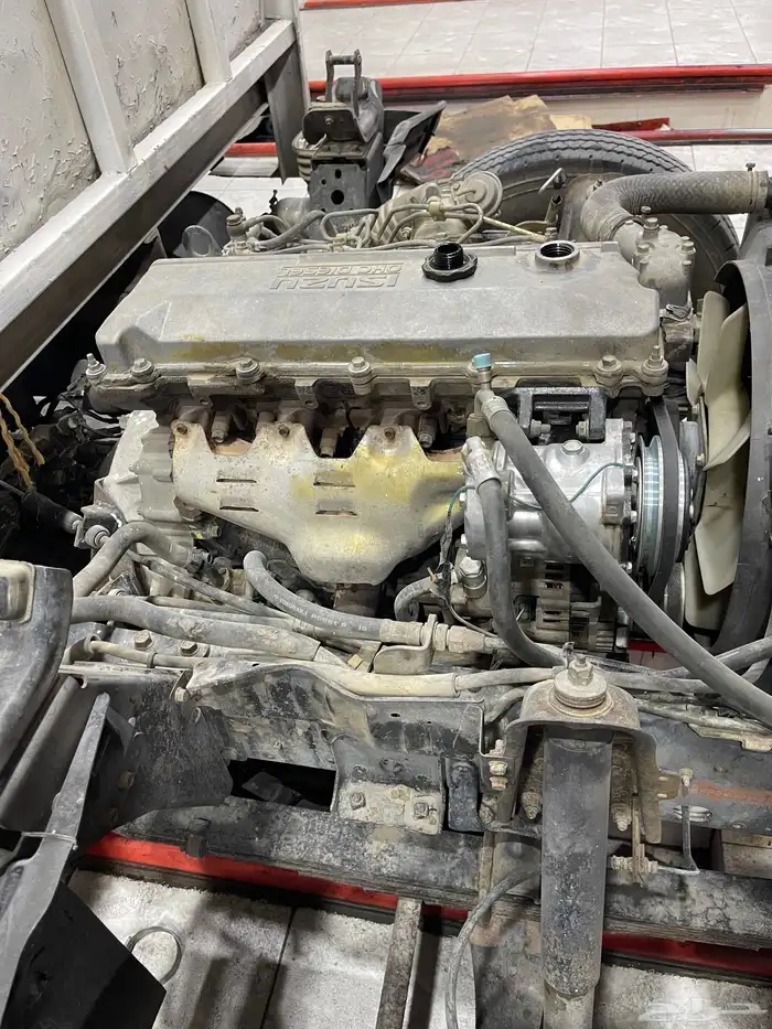 دنا ايسوزو شبه مخزنه موديل 2000 طرمبة كبيره كل شي على الشرط 25