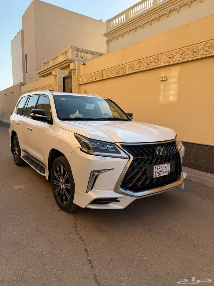 جيب لكزس LX570 2019 1