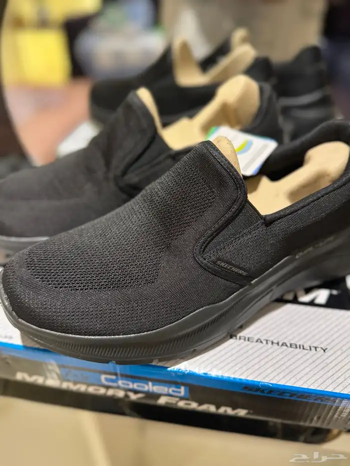 Original Skechers shoes Size 42.5 6