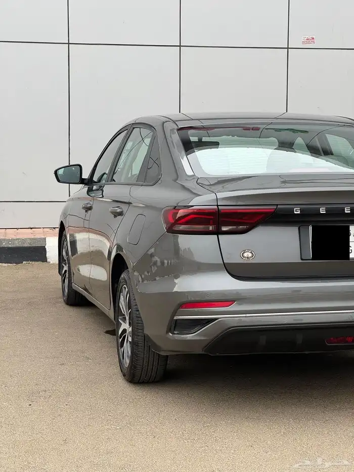 جيلي امجراند 7 موديل 2023 السعر 26000 الف 15