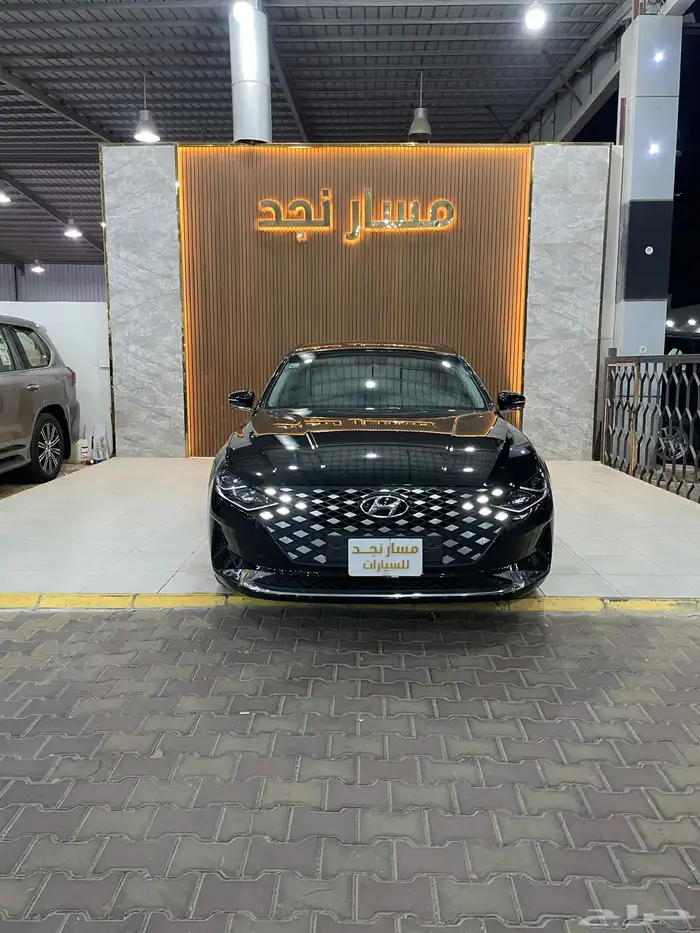 ازيرا موديل 2021 (4سلندر) 1