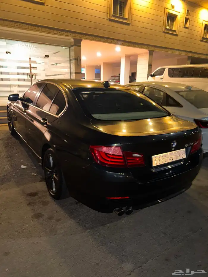 للبيع بي ام 523 i موديل 2011 نظيفه 12
