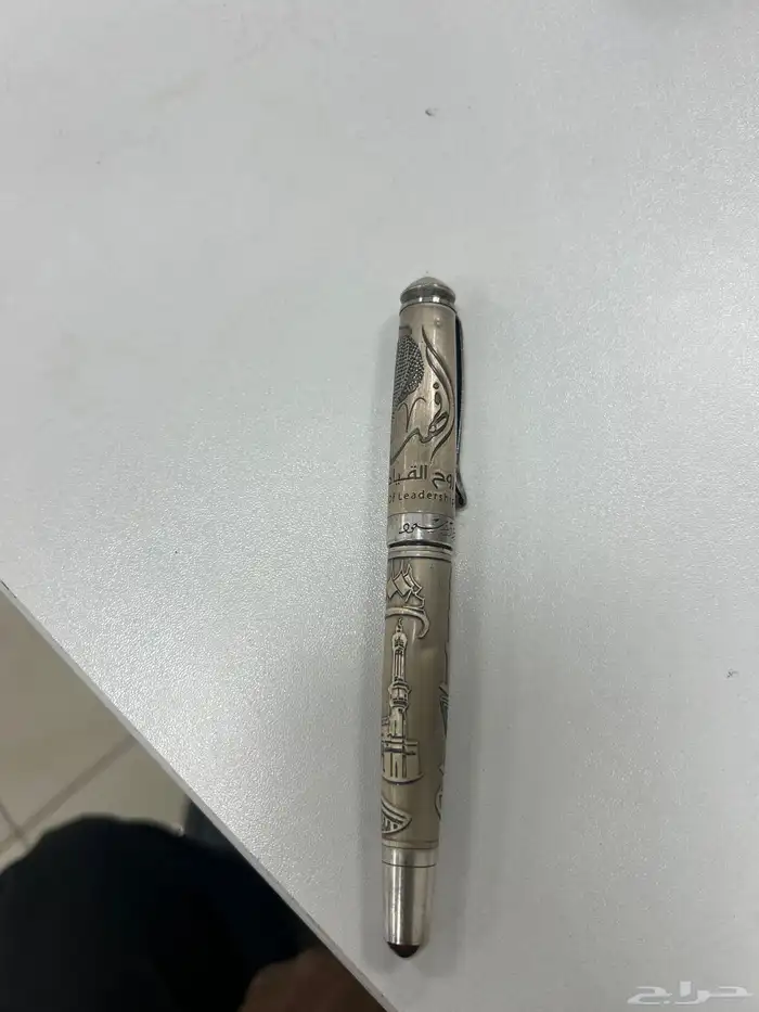 قلم هديه ملك فهد 0