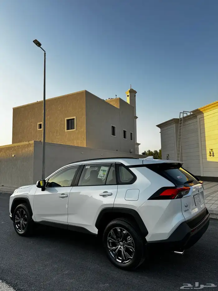 راف فور 2023 فل كامل سعودي 12