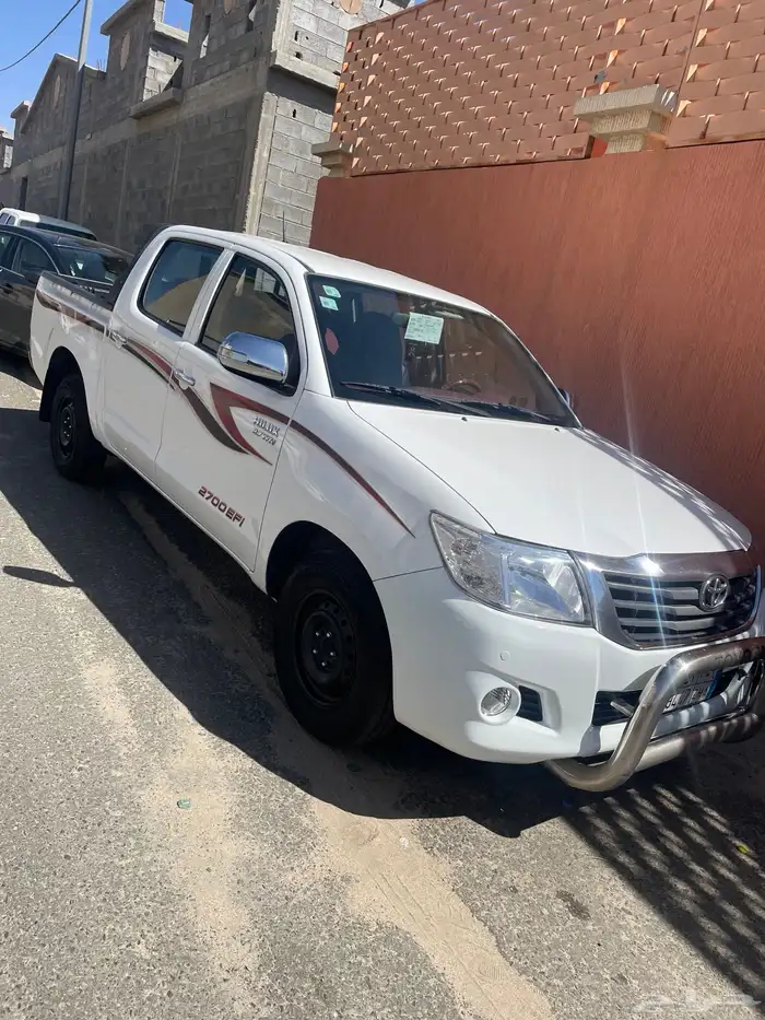 للبيع هايلكس غمارتين 2014 0