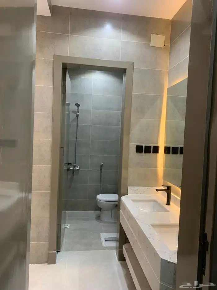 للبيع روف علوي مع ملحق با الخميس موقع مميز جدا من 650 الف 17