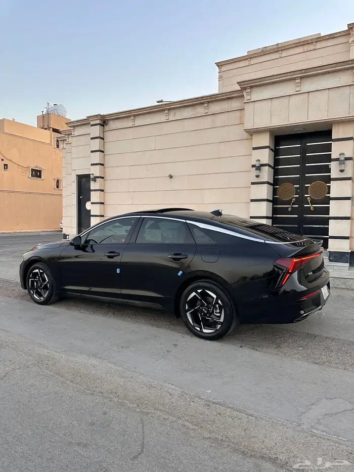 كيا K5 فل كامل 2024 بحالة الوكالة 9