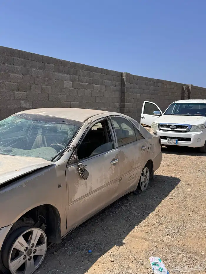 كامري البيع تشليح والا نقل اورقها جديده 0