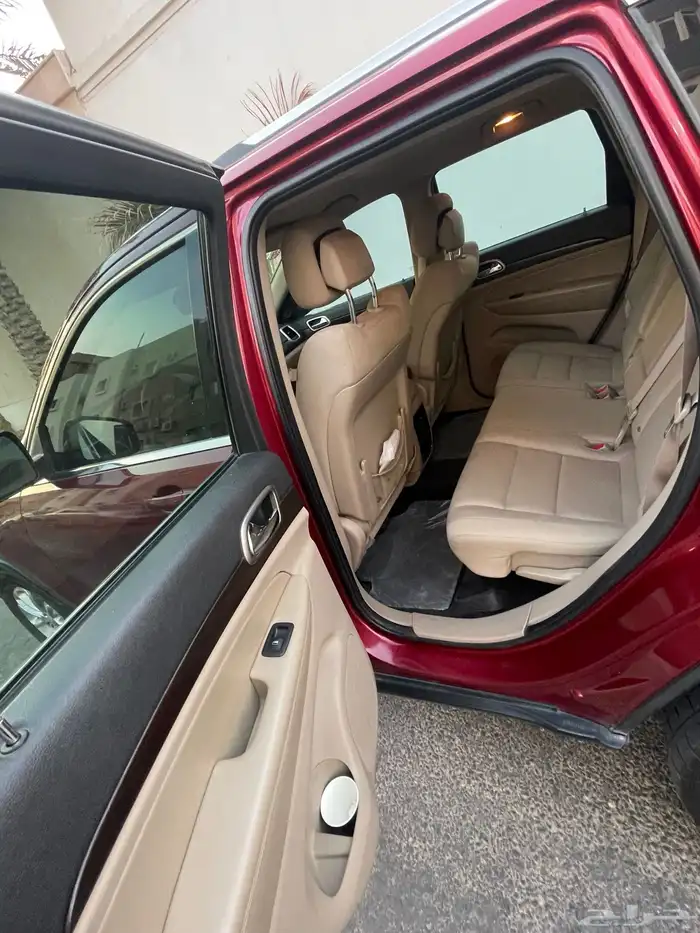 جيب جراند شيروكي 2014 12