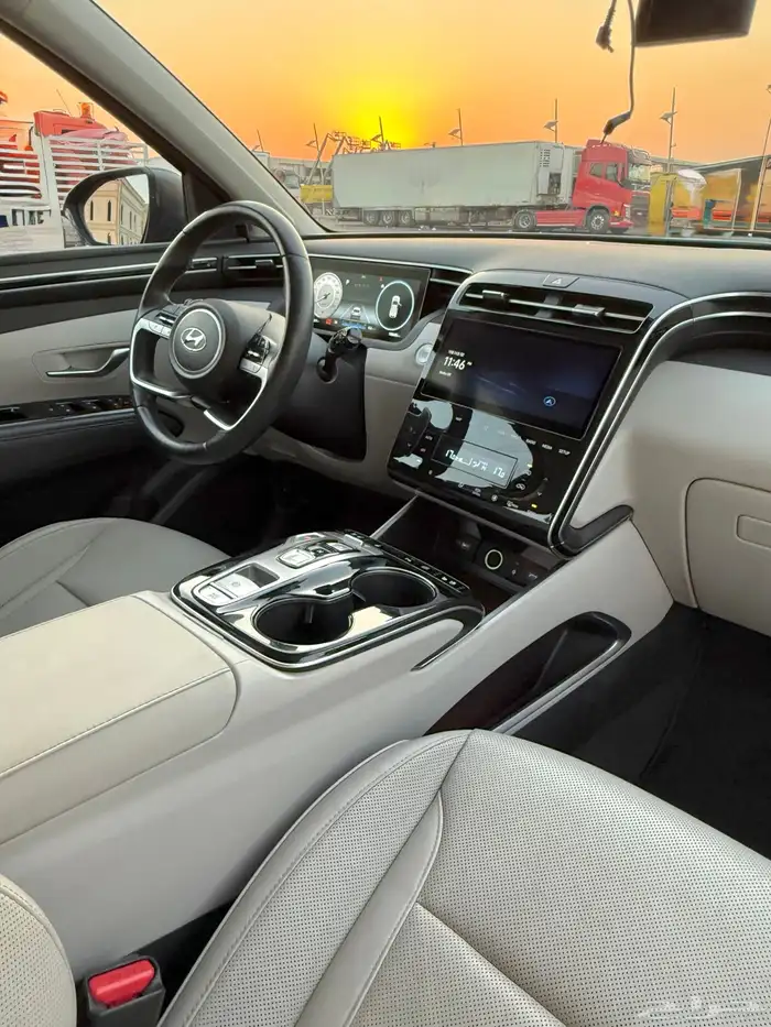 توسان 2022 - 1600cc اعلا مواصفات بدون بنورما وكاله للبيع 11