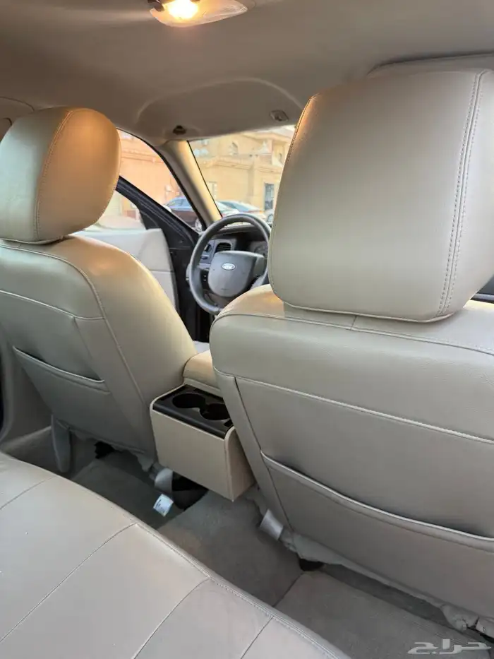 فورد فكتوريا 2011 نظيف جدا 53