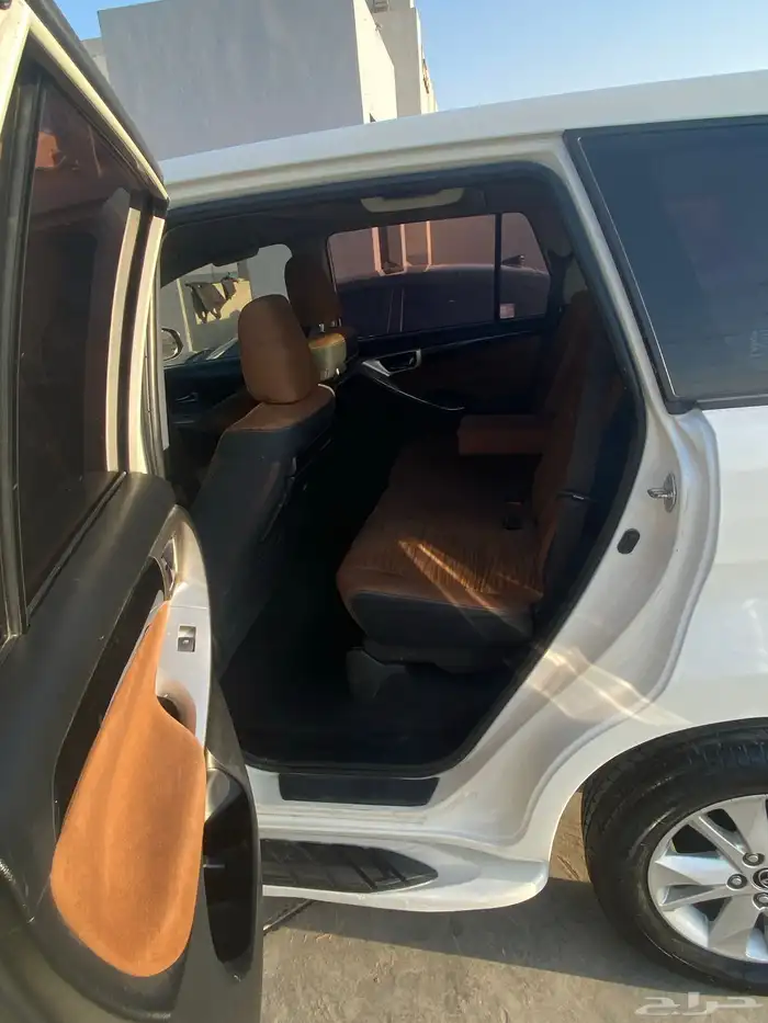 انوفا للبيع 4