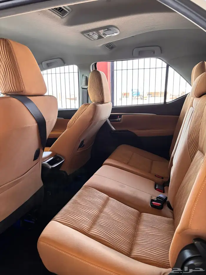 جيب فورتشنر 2022 6 سلندر بنزين 6