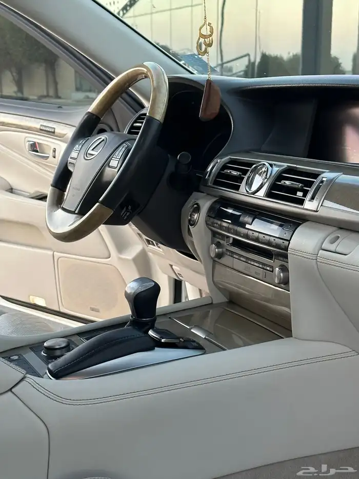 لكزس 460 لارج فل كامل -2015 7